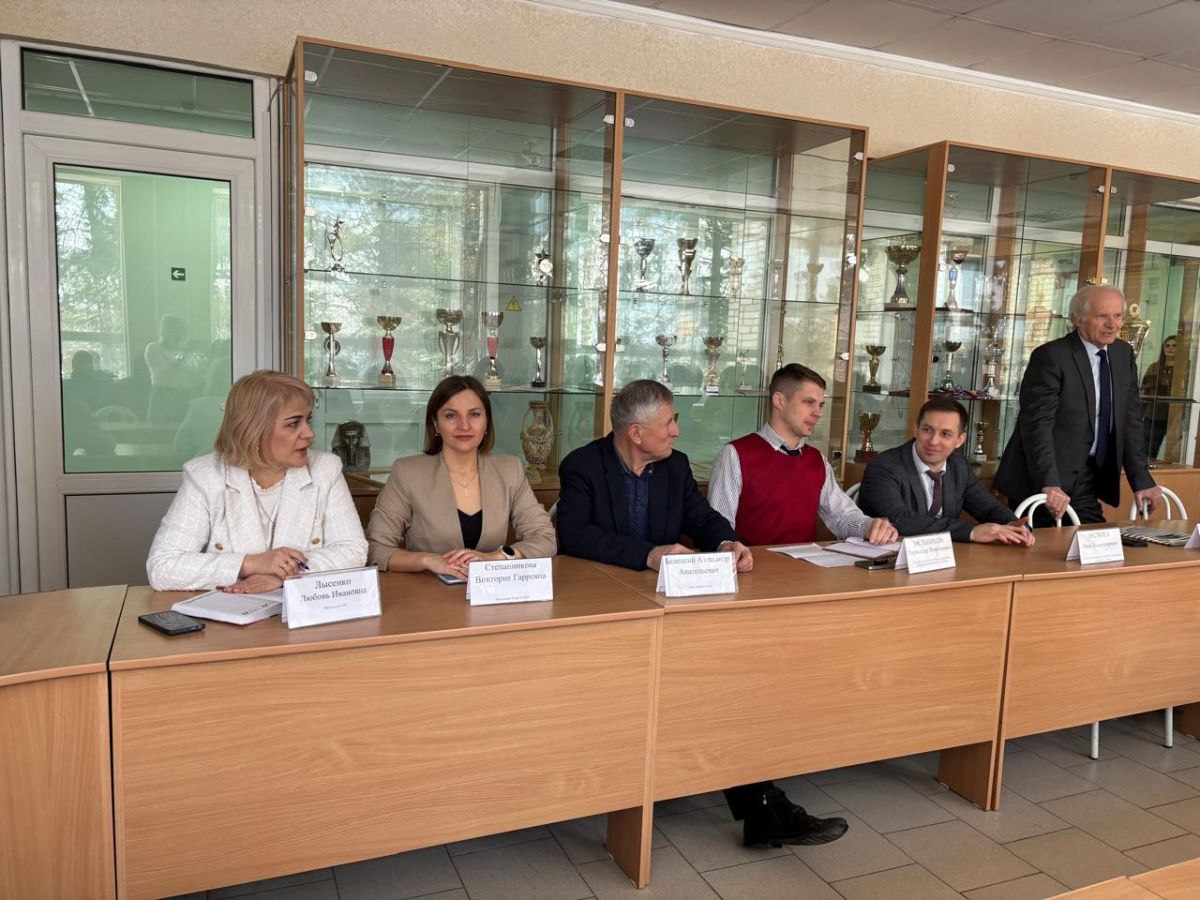 Круглый стол с представителями АО «АОМЗ»