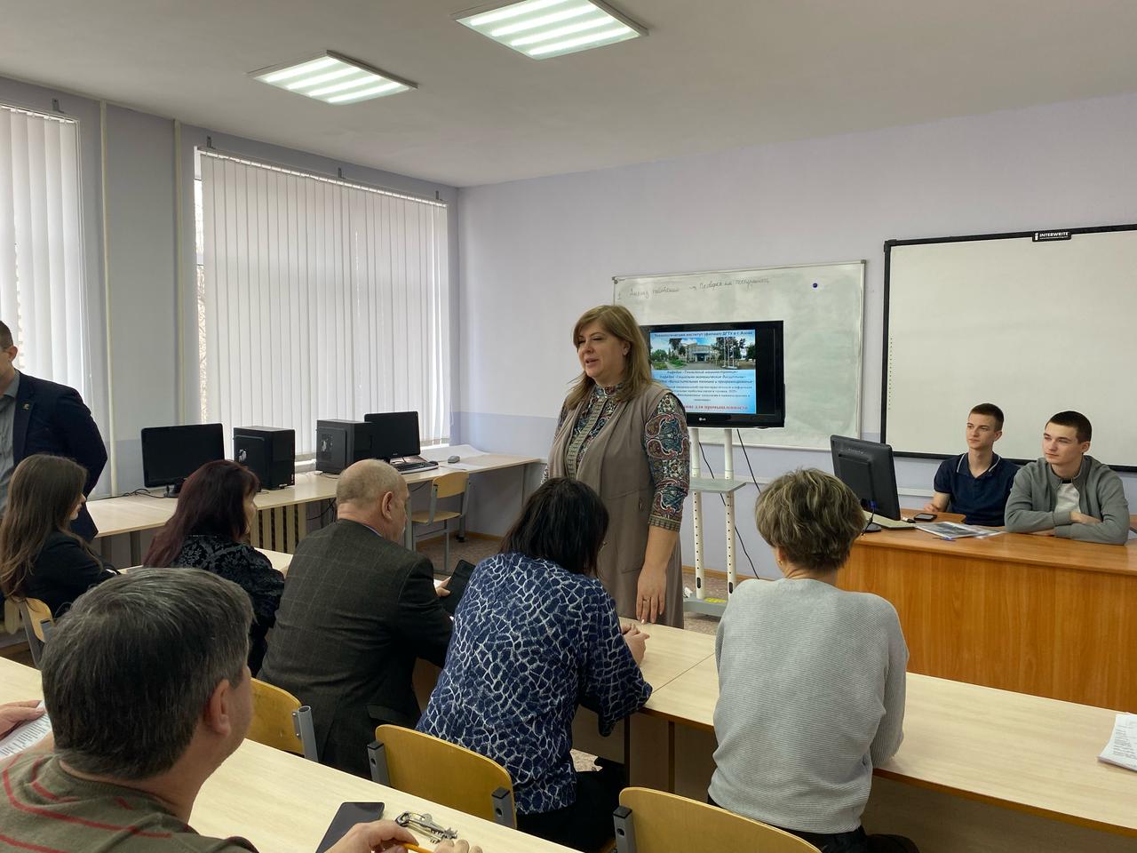 «Актуальные проблемы науки и техники 2025»: итоги Всероссийской (национальной) научно-практической конференции