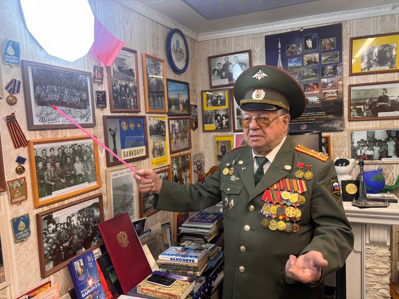 Экскурсия к звёздам: домашний музей космонавтики А. Ф. Негодаева